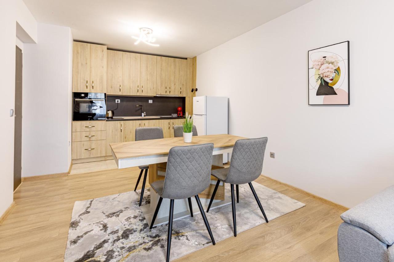 Apartmán Баня Аква Ризорт Exteriér fotografie